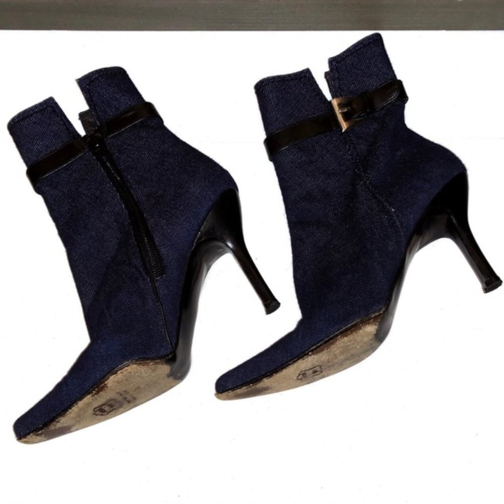 Vintage Stuart Weitzman Denim Boot, Size 6.5 🔅